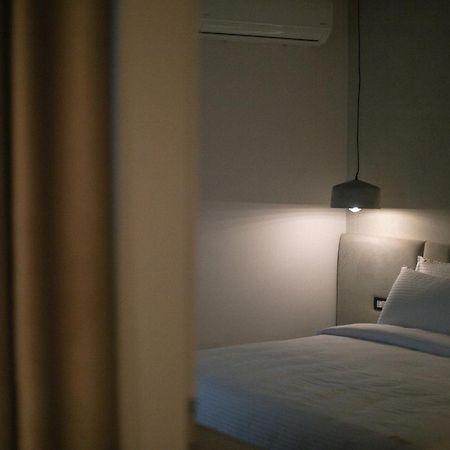 Boulevard Boutique Aparthotel Корча Экстерьер фото