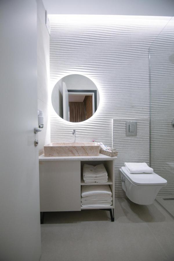 Boulevard Boutique Aparthotel Корча Экстерьер фото