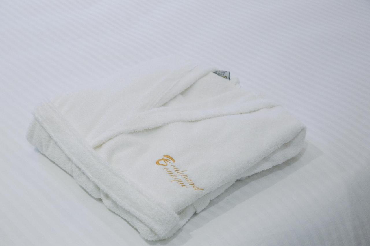 Boulevard Boutique Aparthotel Корча Экстерьер фото