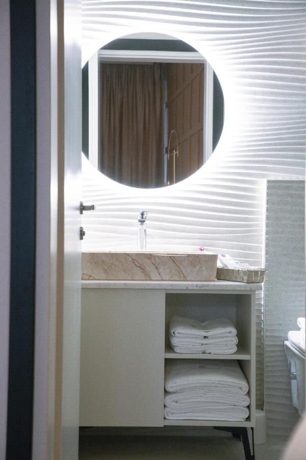 Boulevard Boutique Aparthotel Корча Экстерьер фото